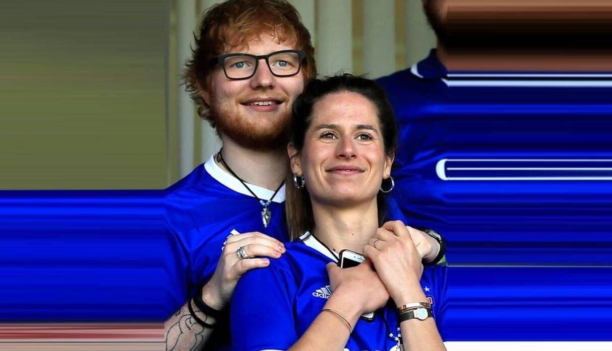 Ed Sheeran y su esposa Cherry Seaborn, con quien se casó en 2018 (Foto: teddysphotos / Instagram)