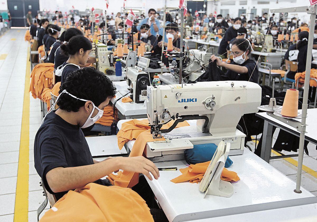 Algunos trabajadores cumplirán sus funciones el 1 y 2 de enero. (Foto: GEC)