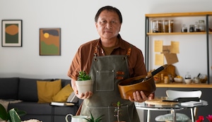 ¿Tienes más de 50 años? Descubre cómo superar tus miedos para iniciar un emprendimiento