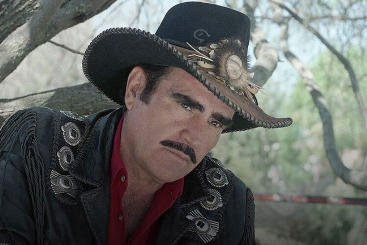 Fernández se casó con María del Refugio Abarca Villaseñor en 1963, con quien tuvo a Vicente, Gerardo y Alejandro Fernández (Foto: Vicente Fernández / Instagram)