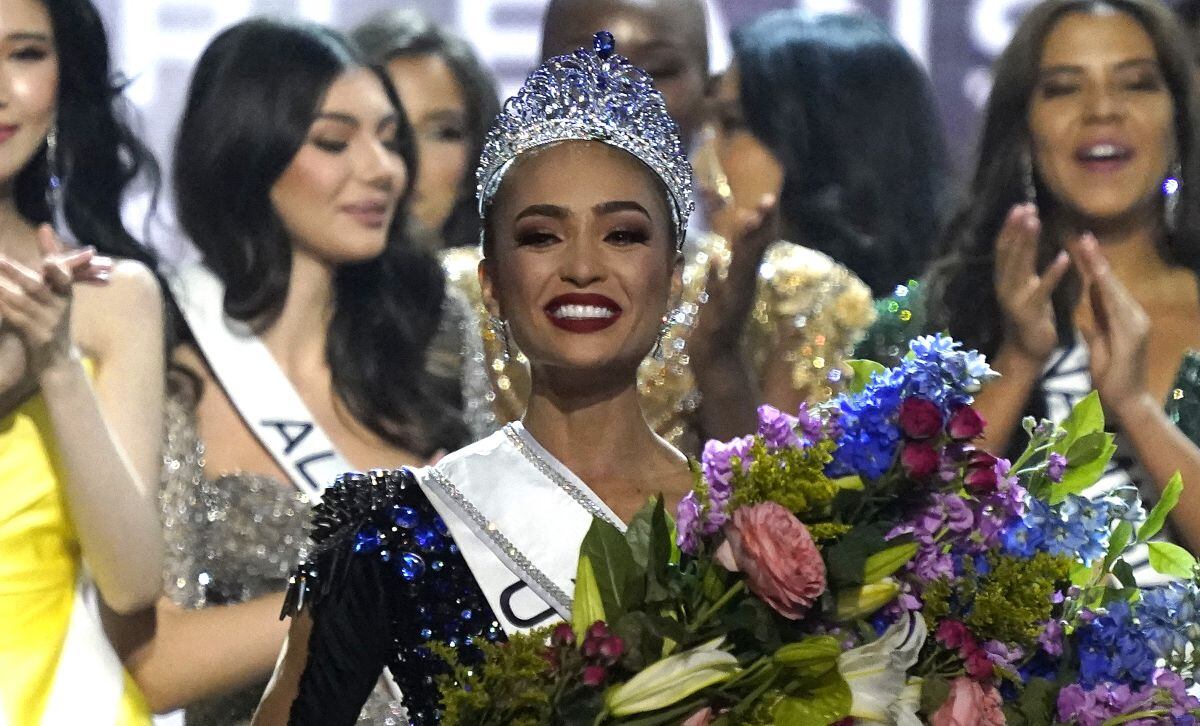 R'Bonney Gabriel cumplirá en marzo 29 años (Foto: AFP)