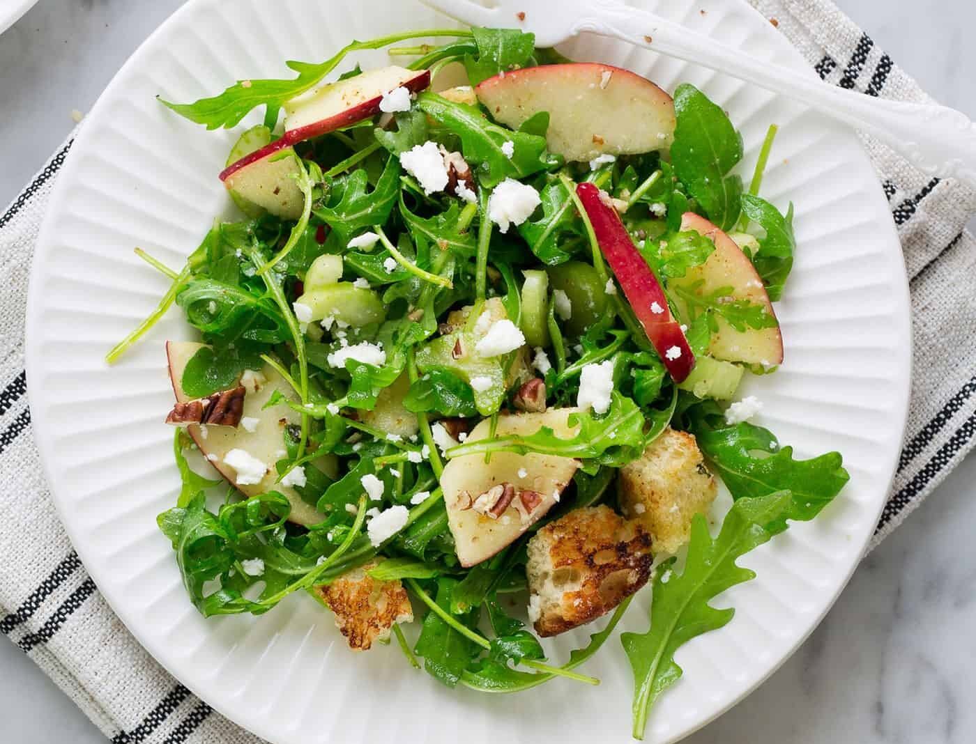 Ensalada de arúgula y manzana. (Foto: Difusión)