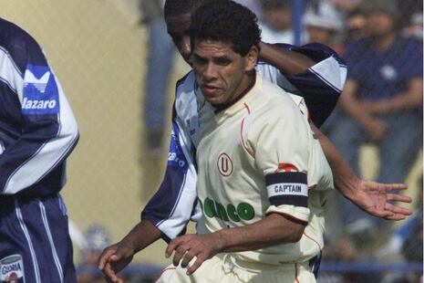 El Puma Carranza ‘confesó’ cuál fue el jugador al que salió a ‘meterle patada’