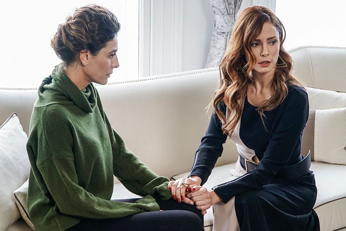 Paramparça es una serie de televisión turca de 2014, producida por Endemol y emitida por Star TV (Foto: IMDB)