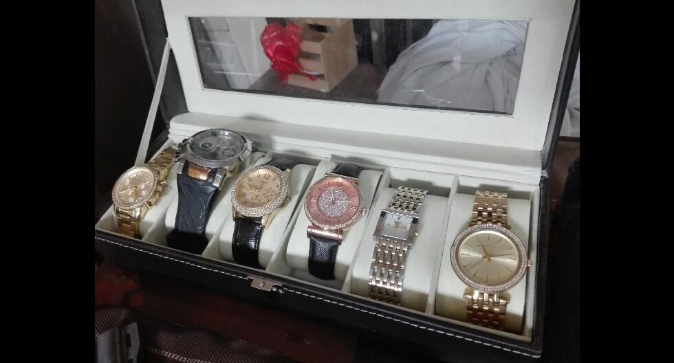 Estos costosos relojes Rolex fueron incautados al detenido en su casa de Surquillo. (PNP)