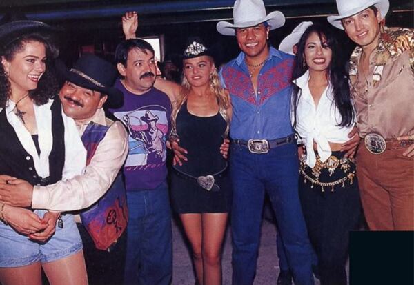 La telenovela mexicana “Dos mujeres, un camino”, protagonizada por Erik Estrada, Laura León y Biby Gaytán (Foto: Televisa)