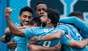 Sporting Cristal venció 1-0 a Deportivo Garcilaso gracias a un autogol y se mete en la pelea