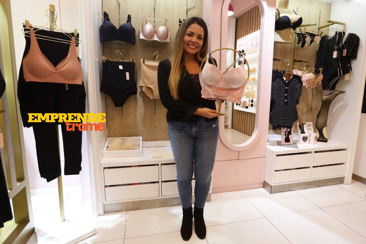 Paola Ardiles aconseja a los emprendedores a quemar etapas de no ir por una inversión tan grande cuando empiezan, pues crecer y estar en grandes centros comerciales es un camino difícil y de mucho aprendizaje. Foto: Jesús Saucedo.