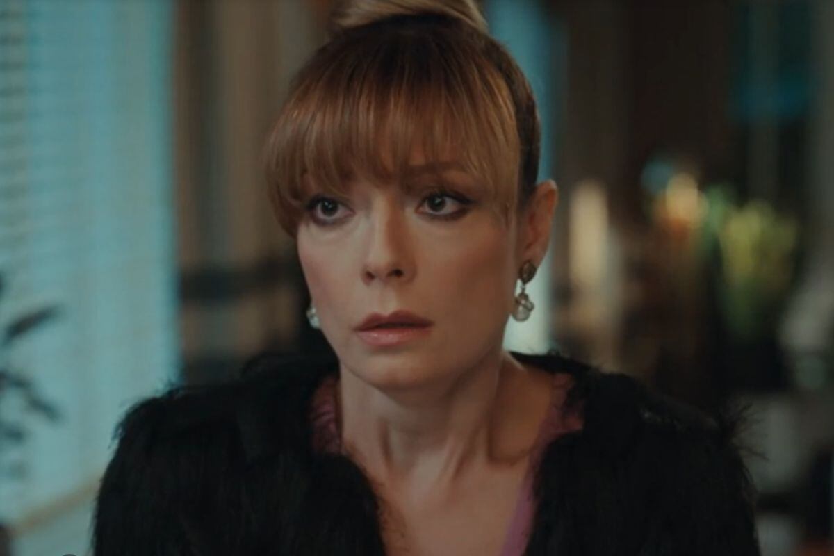 Asya recibe a Serya en su casa y también le hace frente. La mujer le hace saber que ha descubierto toda la verdad (Foto: Medyapım)