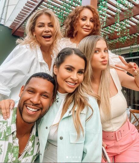 Conductores de América Hoy y Janet Barboza