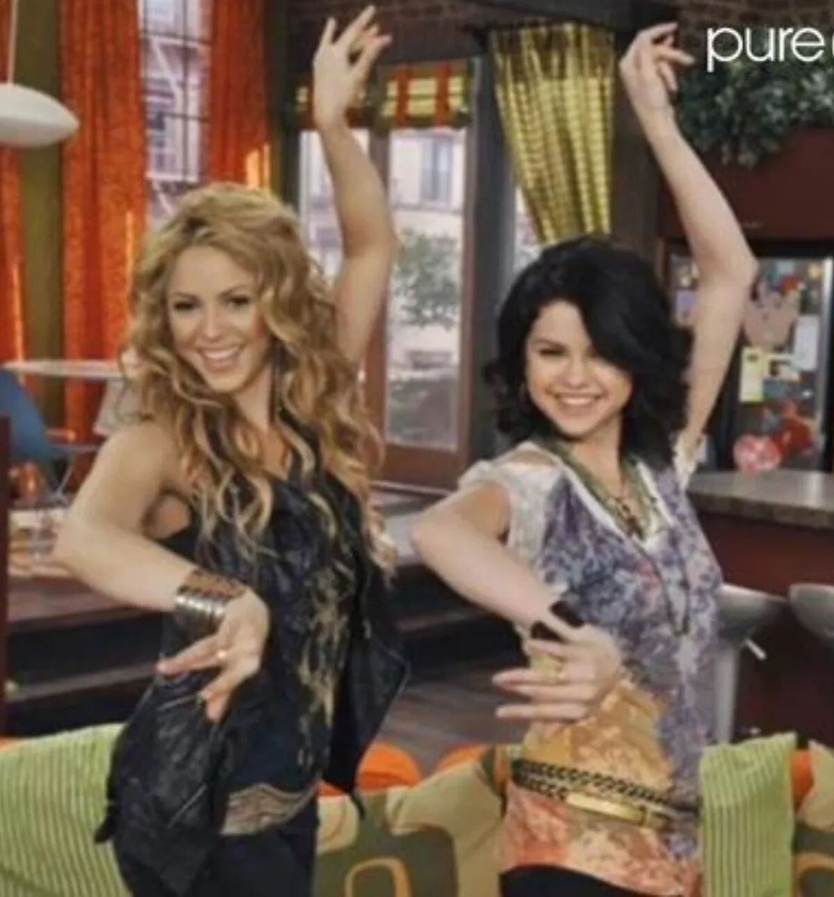 Hicieron los movimientos de la danza del vientre, célebres paso de Shakira (Foto: Disney)