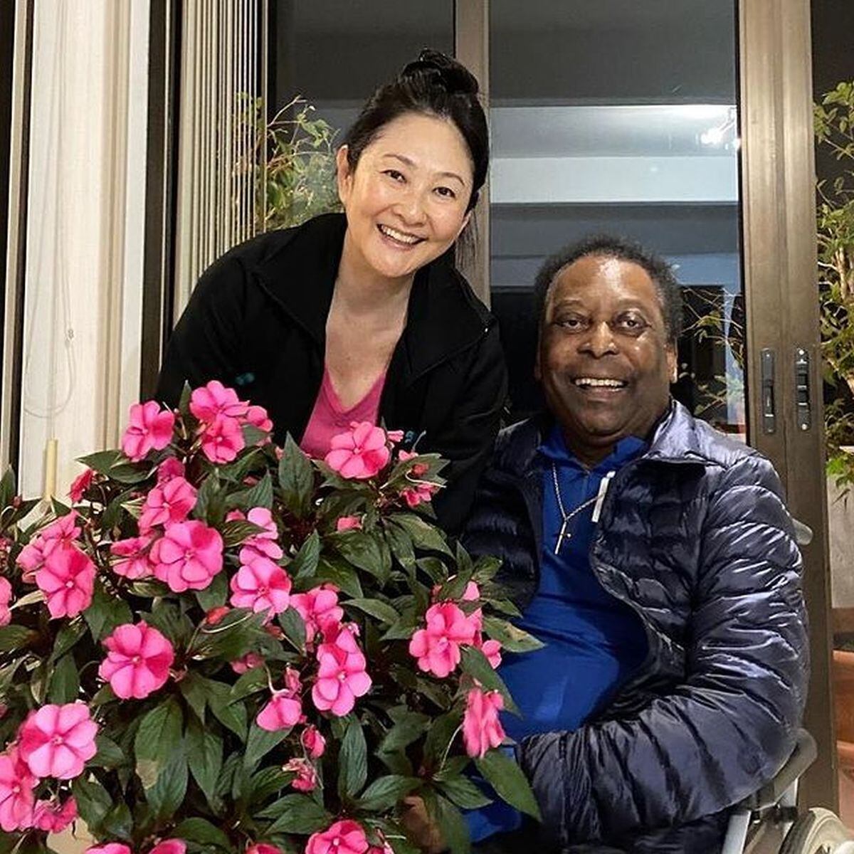Junto a su actual esposa Marcia (Foto: Pelé / Instagram)