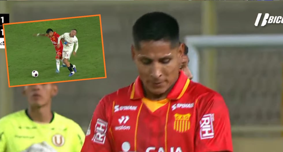 Raúl Ruidiaz is expelled for assault in front of University in the League Cup