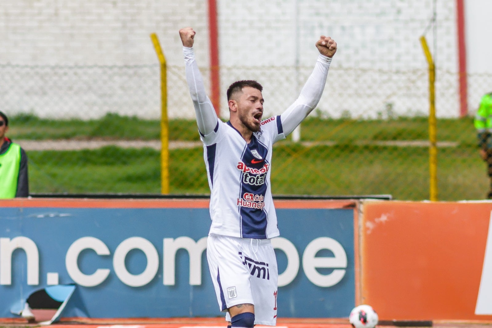 Alan Cantero le dio el triunfo a Alianza Lima ante Sport Huancayo. (Foto: Adrian Zorilla / GEC)
