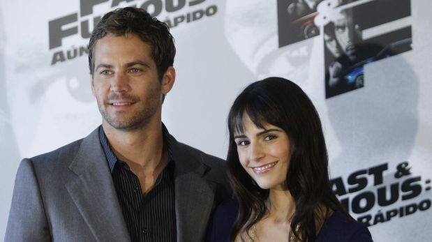 Jordana Brewster junto a Paul Walker en una conferencia realizada en el año 2009 (Foto: Reuters)