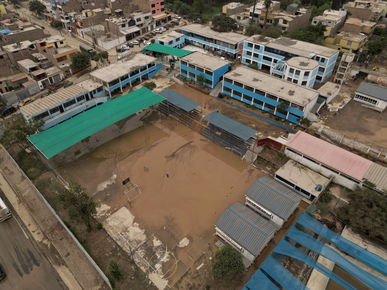 El colegio Felipe Santiago Esteños de Chaclacayo fue afectado por huaicos (Foto: Joel Alonzo)