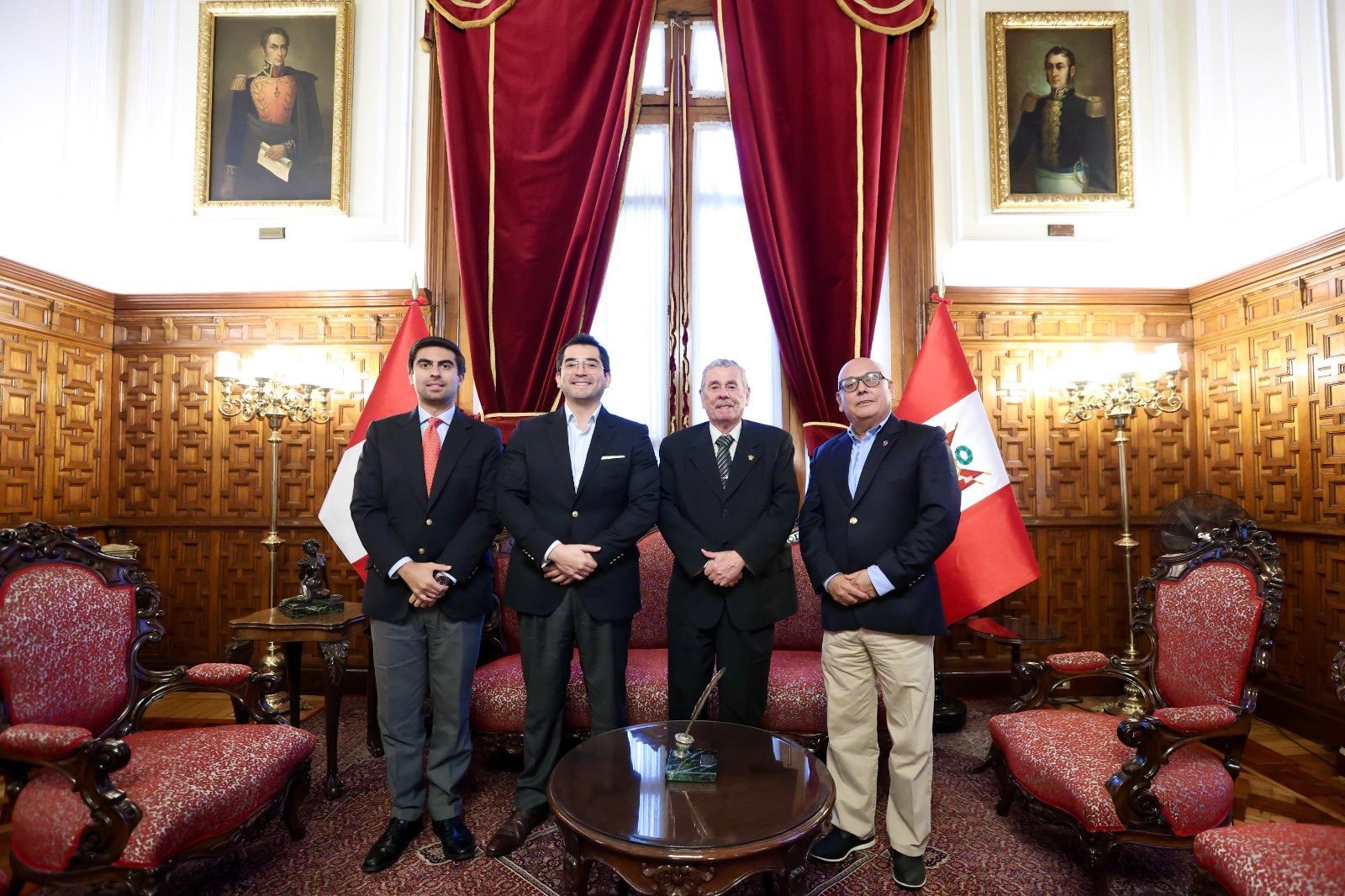 Continúan conversaciones con estamentos del estado