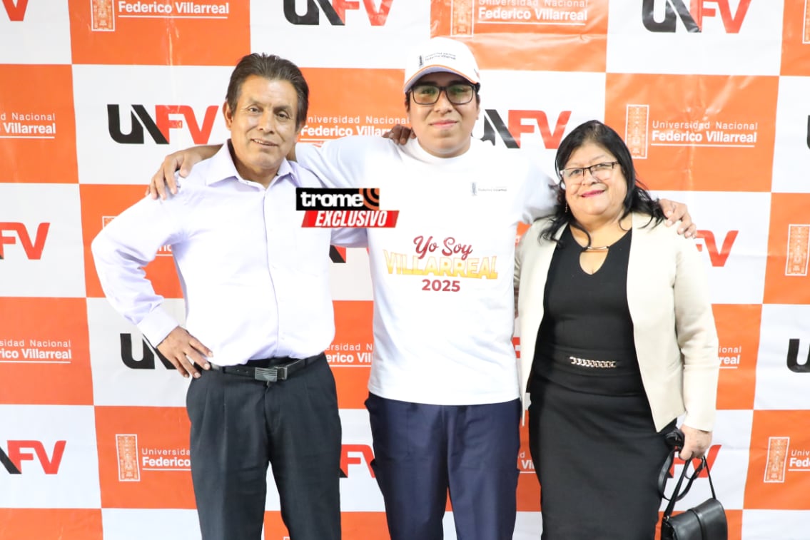 Fabián Lázaro junto a sus padres, felices por el ingreso a la Facultad de Medicina UNFV. (Entrevista: Isabel Medina / Trome).