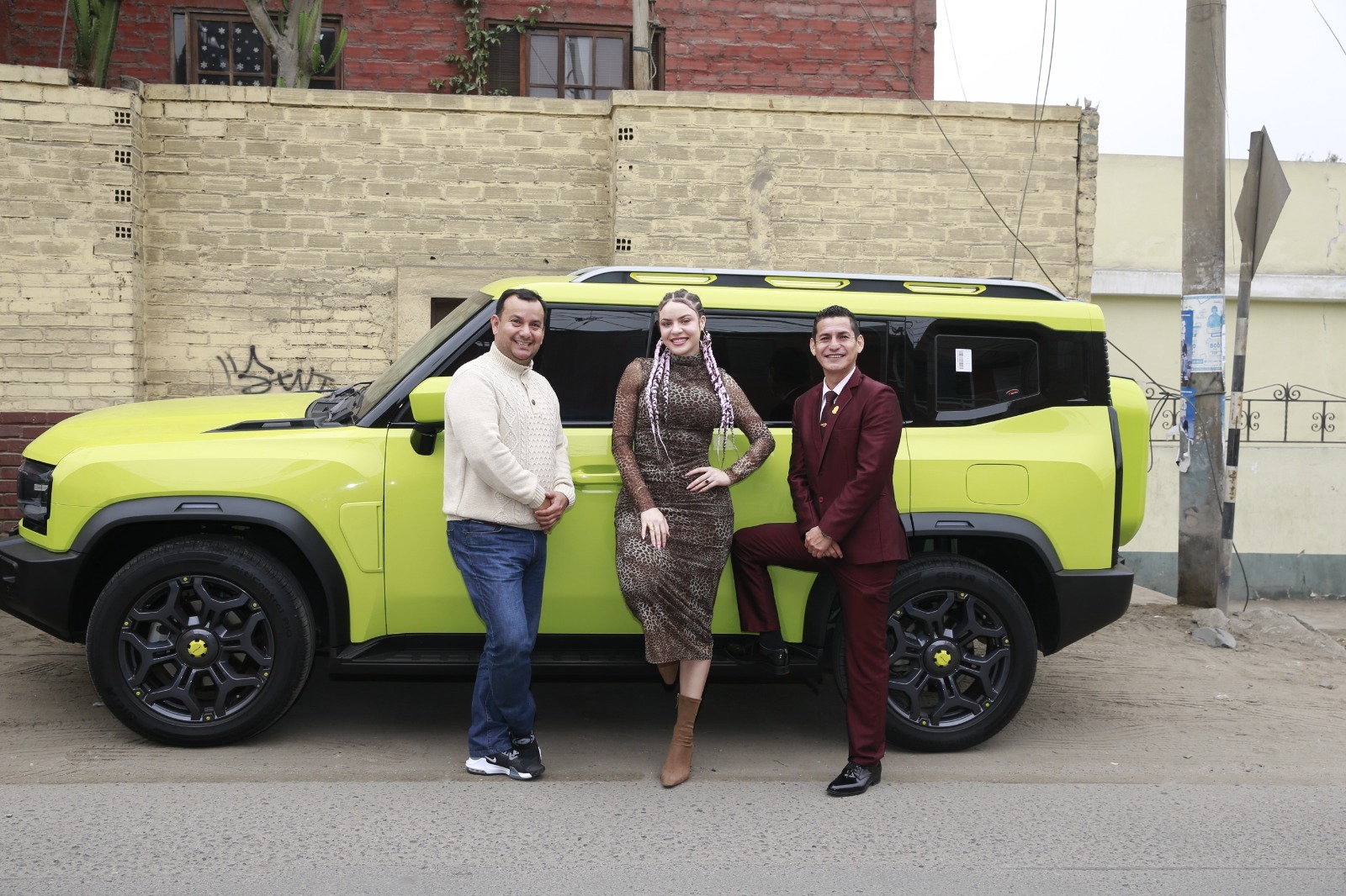 Cubana Lisandra Lizama es protagonista de video de la agrupación (Foto: Allengino Quintana)