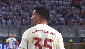 Diego Dorregaray asustó el arco de Alianza; pero su remate salió desviado | VIDEO