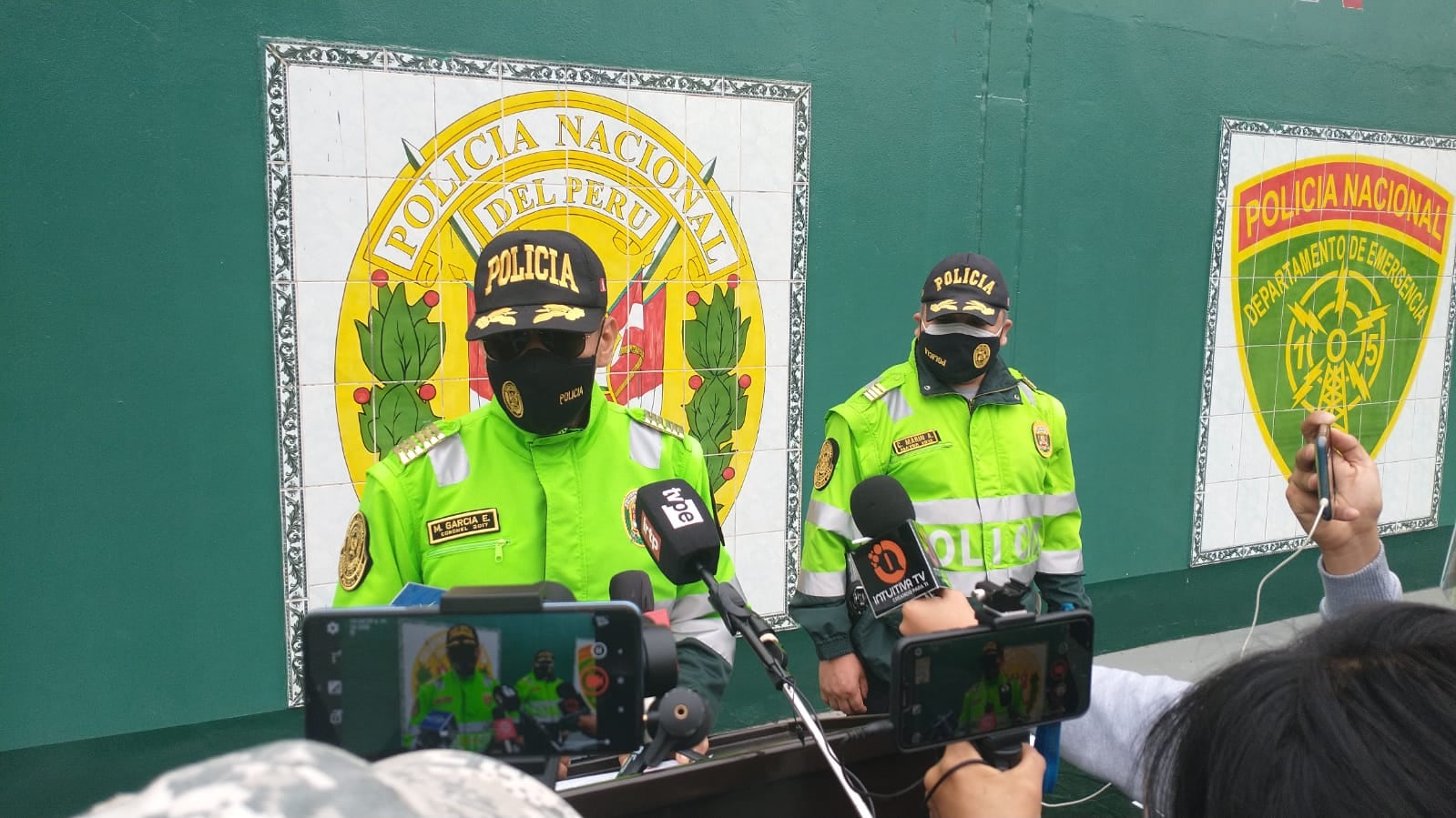 Jefe de la División Policial Norte 1, coronel PNP Max García, dio conferencia de prensa. | Foto: José Yucra