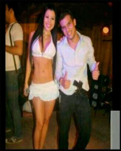 A raiz de esta imagen, comienzan a confundrilo con 'El Niño Guerrero'.