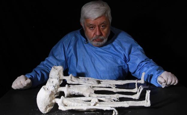 El periodista mexicano Jaime Maussan, uno de los impulsores de las 'momias de Nasca'. (EFE/HISTORY CHANNEL)