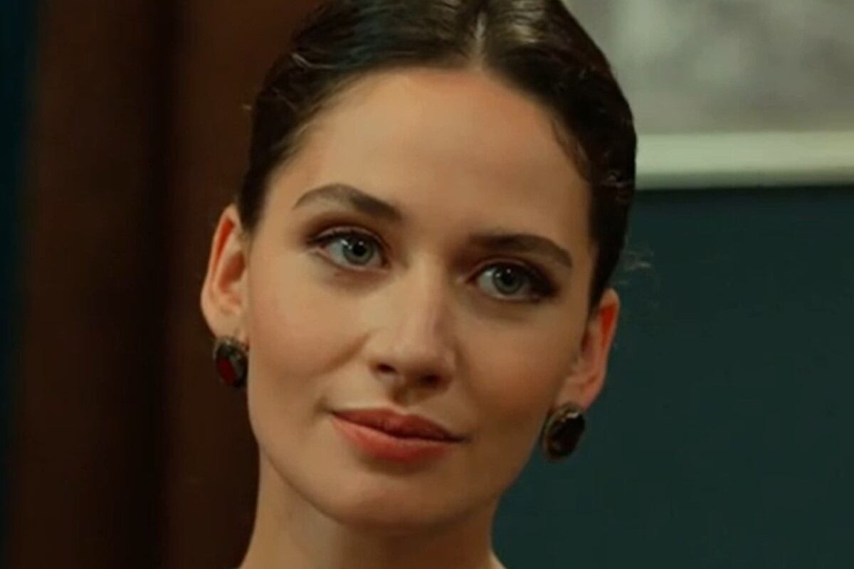 Betül y Fikret se casarán muy pronto y se realiza la ceremonia de pedida de mano en "Tierra amarga" (Foto: Tims & B Productions)