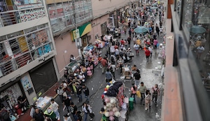 El Búho se ensucia los zapatos