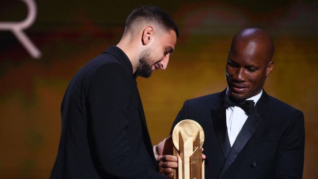 Gianluigi Donnarumma ganó el trofeo Yashin. (Foto: AFP)