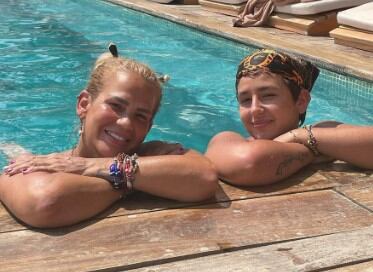 La cantante pasará fiestas con sus amigos y su madre (Foto: Romina Marcos / Instagram)