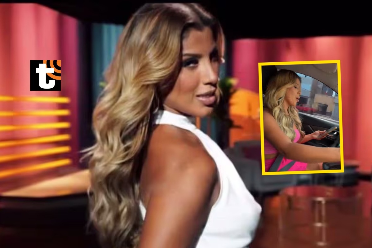 Yahaira Plasencia maneja con el celular en la mano