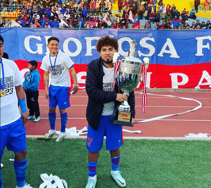 Volante tiene 24 años y es bachiller en Contabilidad.