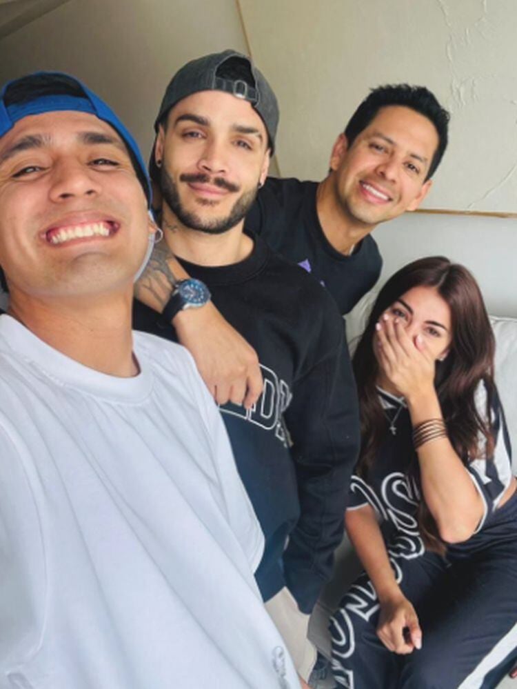 Abneer Robles, productor de 'La Manada', junto a Mario Irivarren, Laura Spoya y Gerardo Pe'.