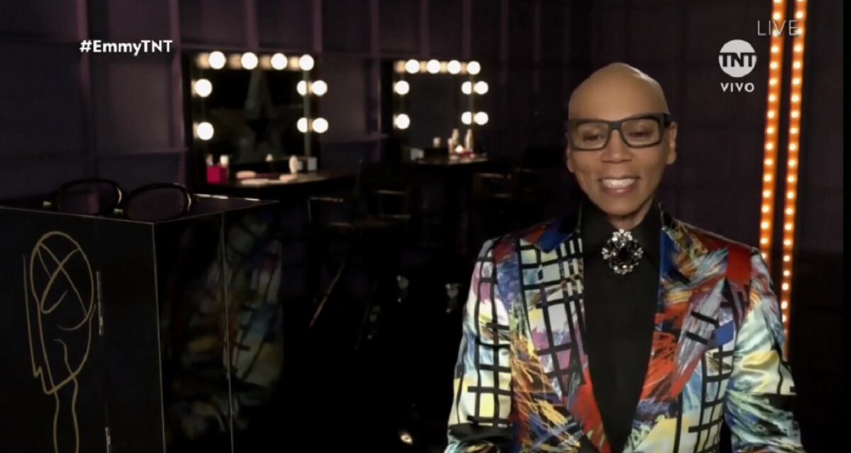 RuPaul hace historia en los Emmy 2020. (Foto: Captura TNT)