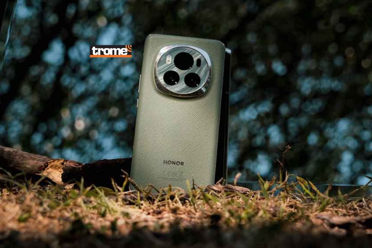 Cuenta con un almacenamiento de RAM+ROM de 12GB+512GB soportado por la plataforma móvil Snapdragon 8 Gen 3.