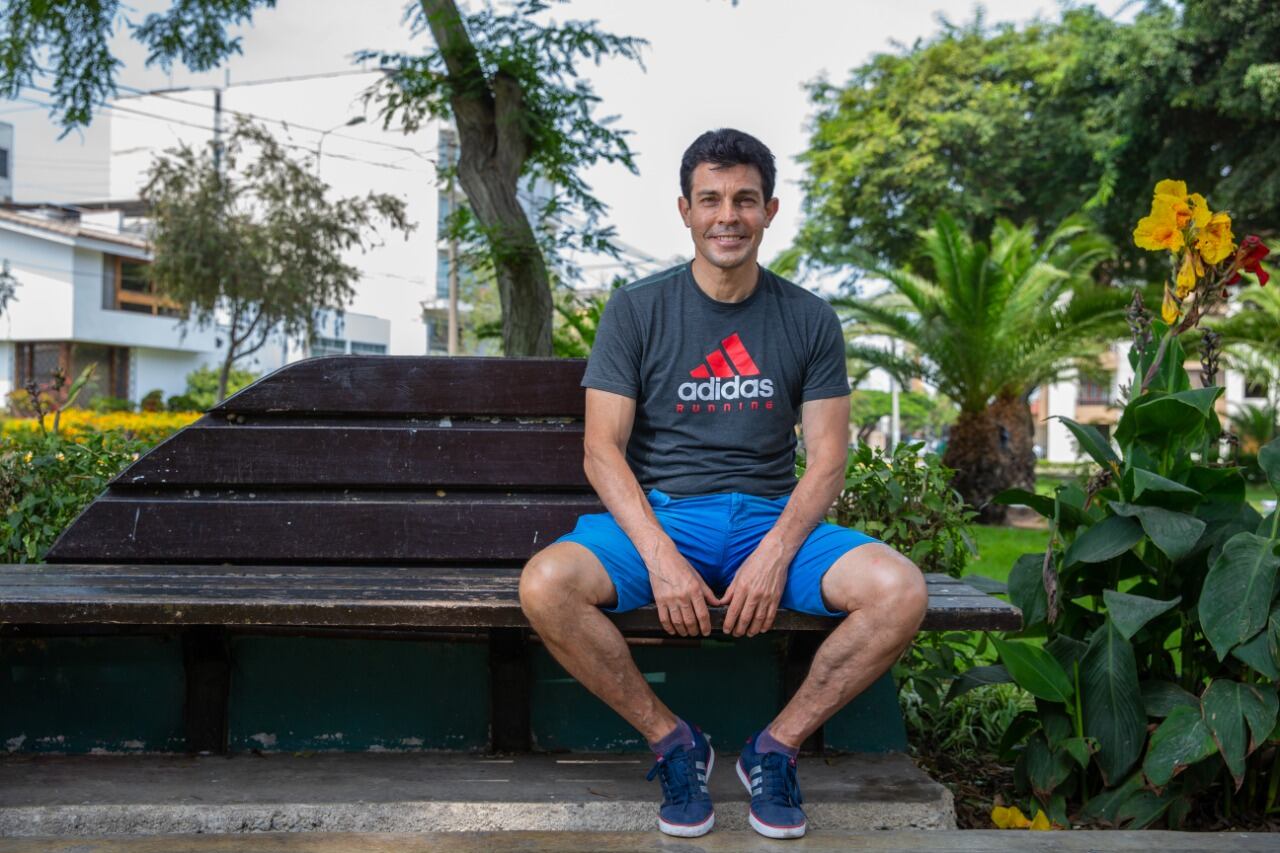 Francesco Manassero le vaticinó a Claudio Pizarro que triunfaría en el fútbol.