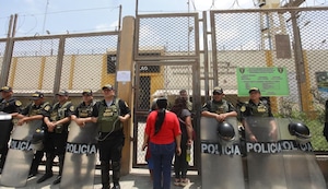 ¡Tensión en Sarita Colonia! Gresca en pabellón de Máxima Seguridad desata alarma y moviliza a la PNP