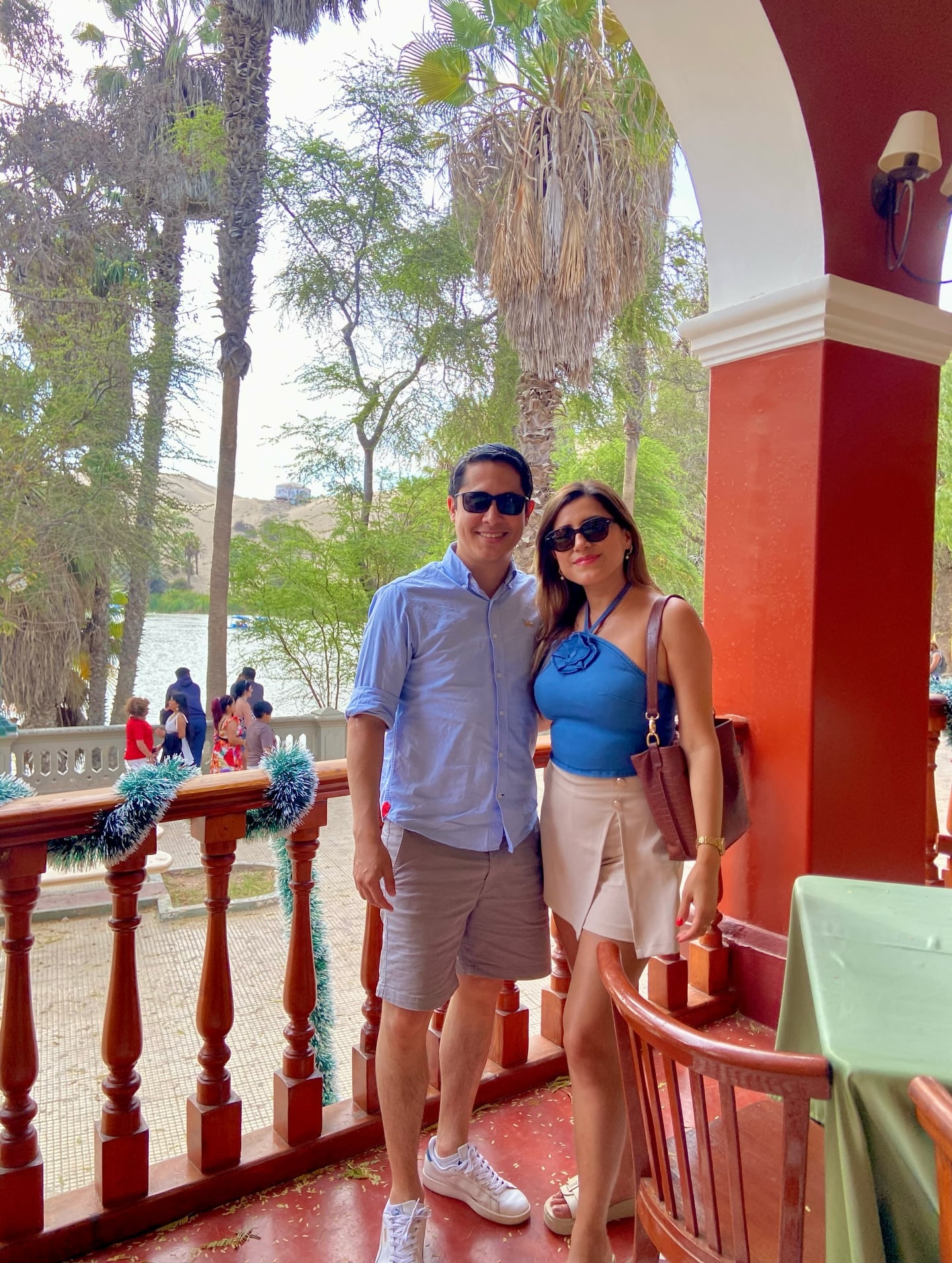 Fátima junto a su novio, con el que lleva 12 años de relación. Foto: Facebook Fátima Aguilar.