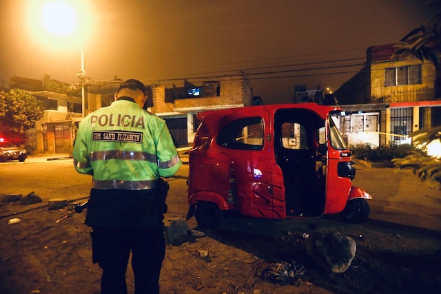 Balacera en San Juan de Lurigancho deja tres fallecidos. Dos de ellos era un Serenazgo del distrito. El hecho ocurrió en el paradero 3 de Huascar. Foto: César Grados/@photo.gec