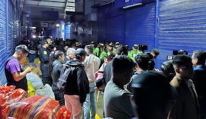 La Cachina Fashion: Policía interviene galería en el Cercado de Lima