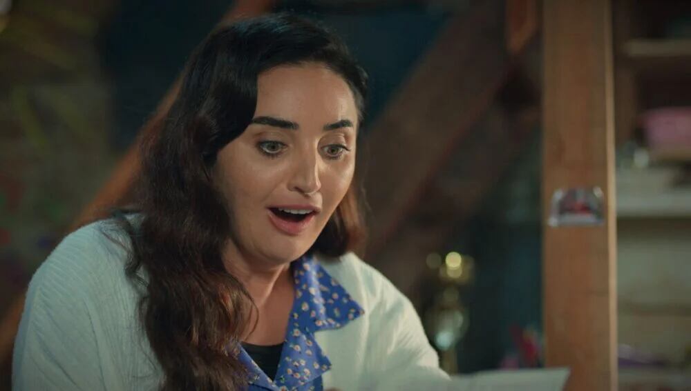 Fadik Sevin Atasoy como Şengül Eren en la telenovela turca "Hermanas" (Foto: NG Medya)