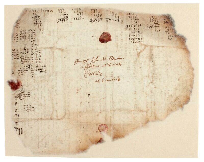 Sotheby's publicó seis notas que figuran con quemaduras en los bordes. Cuenta la leyenda que el perro de Newton, Diamond, saltó sobre su mesa y al empujar una vela se incendiaron los manuscritos, se lee en la descripción de la casa de objetos coleccionables. (Fuente: Sotheby's)