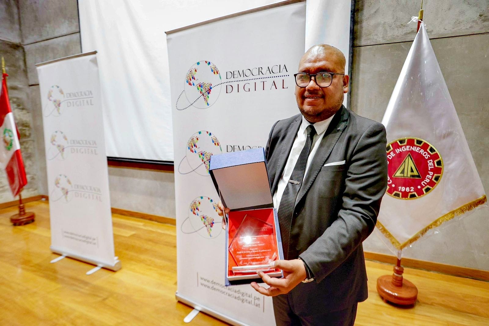 Aplicativo 'atiende' las 24 horas del día