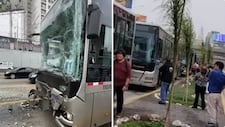 Surquillo: Tres buses del Metropolitano protagonizan accidente múltiple