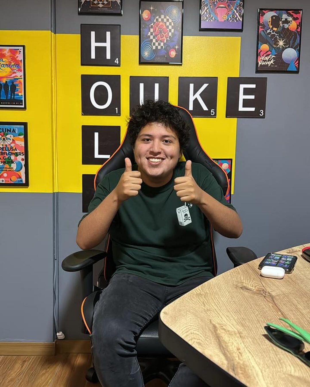 El Chavo de Ouke. Foto: Instagram | Carlos Orozco