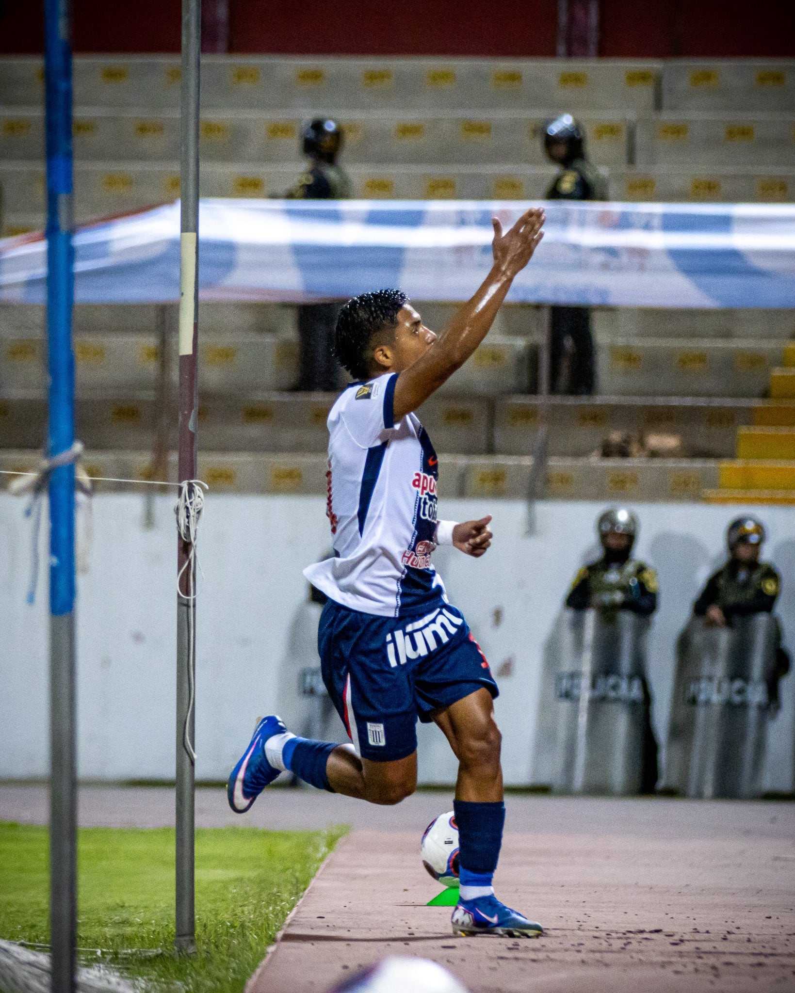 Cuadro blanquiazul tuvo buenos momentos, pero pesó más la experiencia de Carlos Mannucci. (Golazo de Stefano Olaya para Alianza Lima. (Foto: @CopadelaLigape / Itea Sports)I