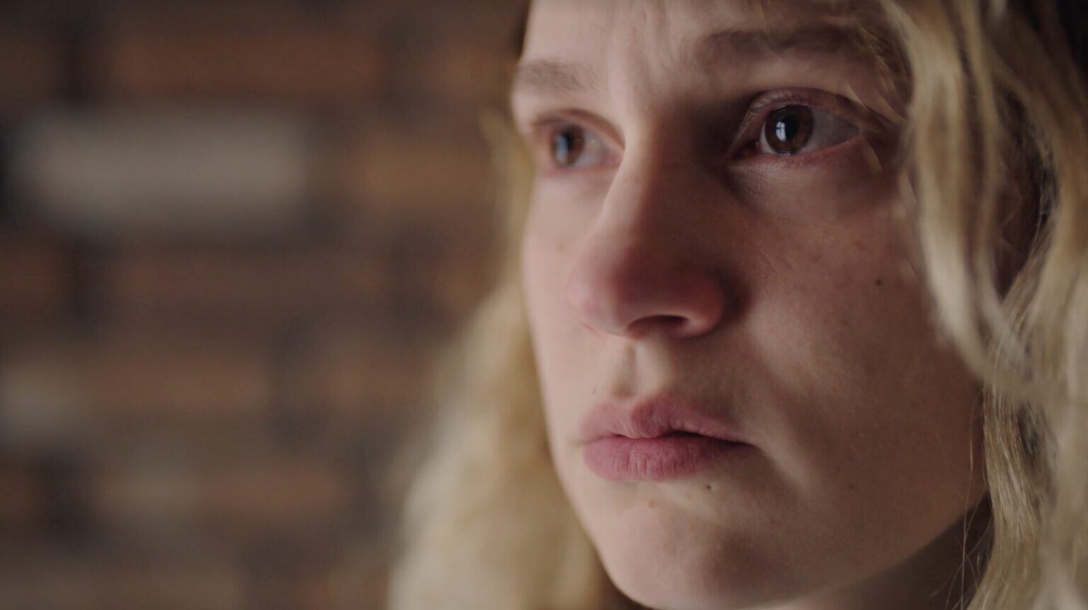 La actriz turca Farah Zeynep Abdullah interpreta a Inci en "Inocentes" (Foto: OGM Pictures)