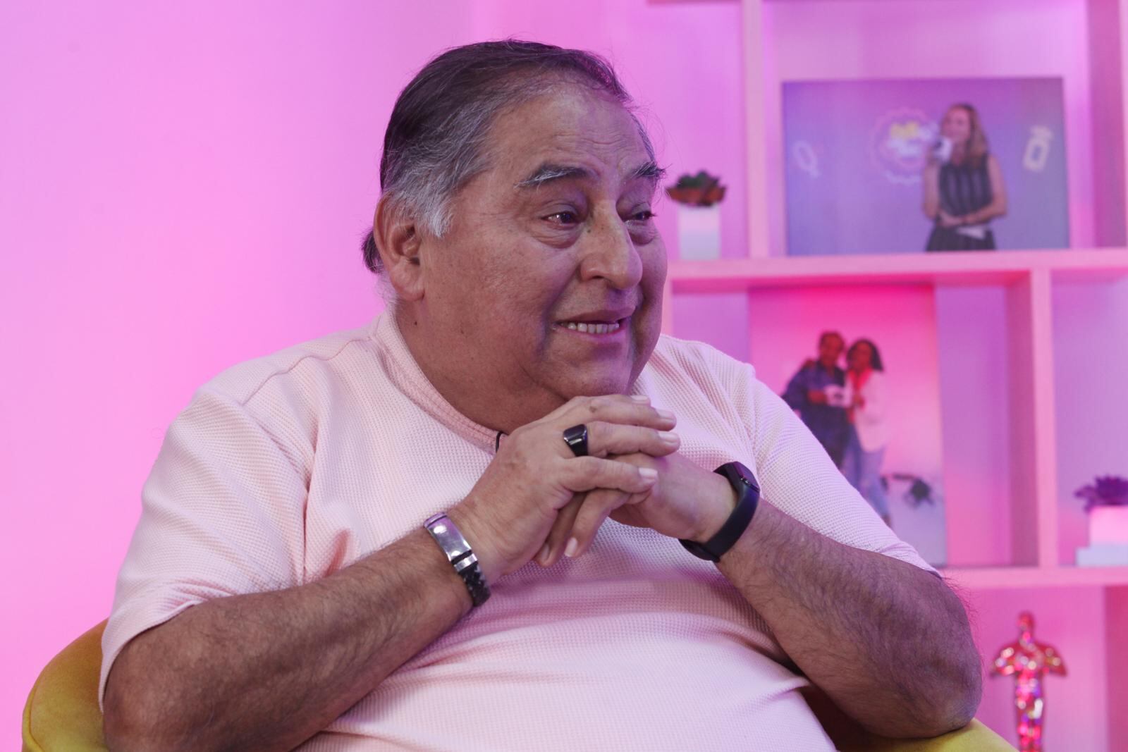 Javier Santagadea en el Café con la Chevez. Foto: Yodashira Pérez/@photo.gec