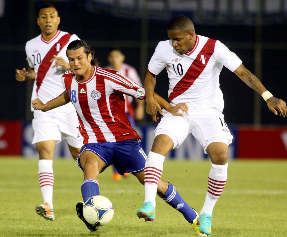 Nelson Haedo Valdez fue un rival duro cada vez que enfrentó a la selección peruana